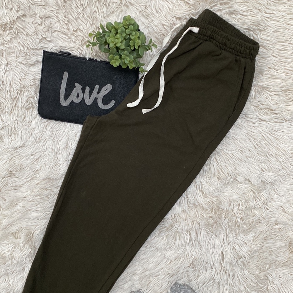 Zenana Drawstring Joggers ๐ Dark Olive - Picture 2 of 10